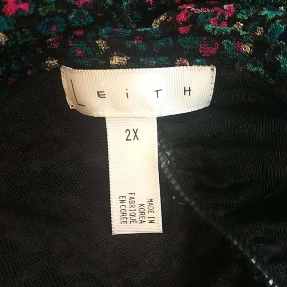 Leith Floral V Neck Ruched Body-con Mini Dress 2x - Picture 11 of 13